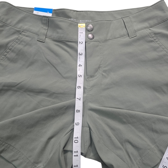 Columbia Omni Shield Advanced Repellent Womens Shorts Size 10 - Picture 4 of 9